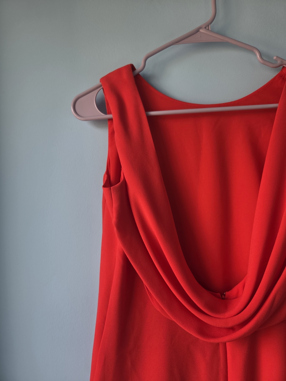 BCBGMaxAzria Red Draped-Back Cocktail Dress